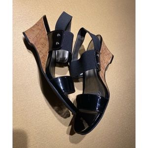 Mootsies Tootsies black strappy sandals w/cork sole, Women’s 8.5, worn once.